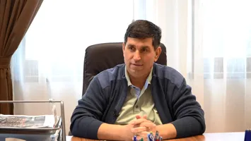 DNA pune sub acuzare un primar din Botoșani: 500.000 de lei mită pentru un contract de drumuri