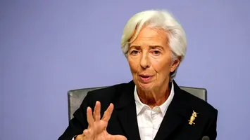 Noroc că nu suntem, încă, în Zona Euro. Christine Lagarde vrea tăierea salariilor