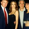 Fotografii cu Trump, Maxwell și Epstein, scoase temporar din fișierele publicate