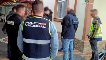 Traficanții de copii care au speriat Anglia și-au mutat domiciliul: acum locuiesc în Spania