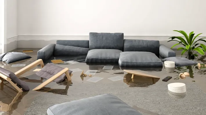 Cine răspunde legal și ce rol are asociația de proprietari în cazul unei inundaţii la bloc