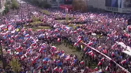 Protest uriaș la Varșovia. Peste 1 milion de polonezi participă