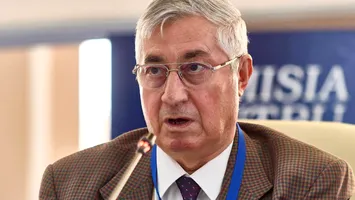 Vlad Alexandrescu: „Obsedat de monede antice, Ernest Oberländer i-a încurajat pe cei cu detectorii de metale, oferindu-le recompense”