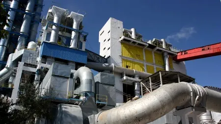 Aproape jumătate din angajații Alum SA Tulcea, disponibilizați