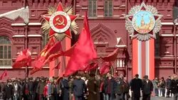 Economia Rusiei s-a prăbușit: comuniștii Kremlinului pomenesc de ”soluția 1917”