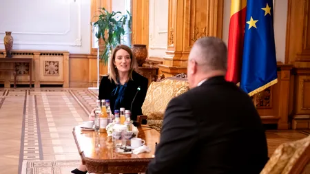 Metsola: Când am dat paşaportul la sosirea în țară, mi-am amintit că e o frustrare prin care fiecare român trece