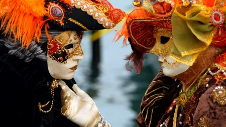 A început carnavalul de la Veneția (VIDEO)