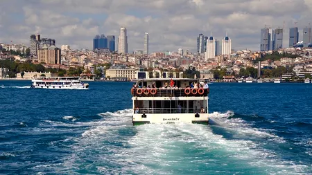 Turcia va creşte de 5 ori taxa pe care trebuie să o plătească navele care tranzitează strâmtorile Bosfor şi Dardanele