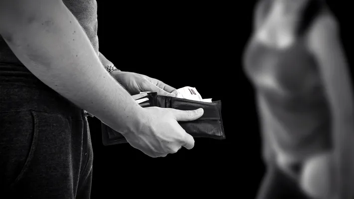 Cea mai veche meserie din lume, pe masa Parlamentului. Proiect de lege pentru autorizare