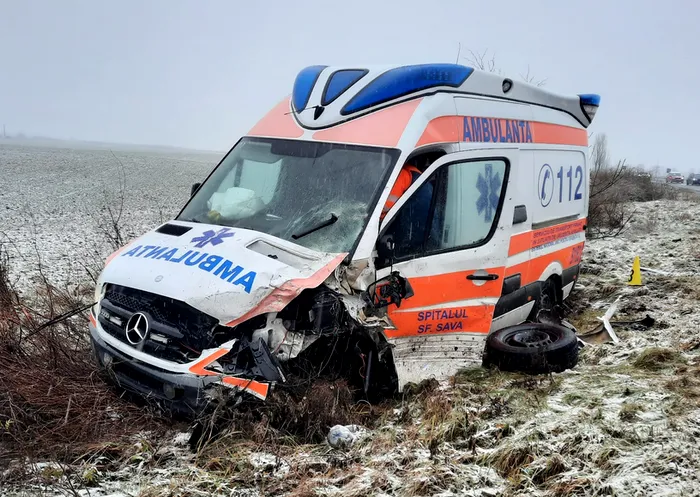 Încă o TRAGEDIE pe „Drumul morții“! Un șofer începător a provocat un accident: mama și fratele său mai mic au decedat