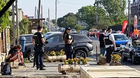 Cei doi studenți de la geografie, conduși pe ultimul drum. Ce au transmis părinții ucigașului drogat