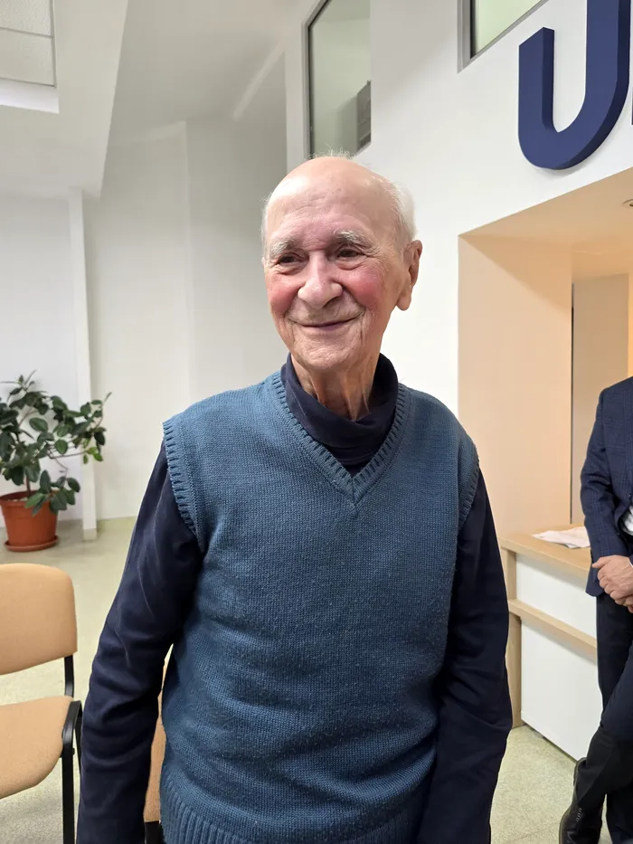 „Votați pentru Europa, pentru viitorul nostru comun” – apelul emoționant al lui Toma Kassovitz, supraviețuitor al Holocaustului, către tinerii României