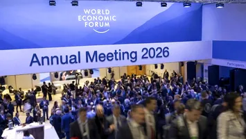 Absența ca mesaj politic: Nicușor Dan nu merge la Davos. Asta contează mai mult decât prezența.