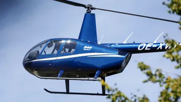 Primarul aerului sau administrația cu elice: cum arată România de jos când edilii trăiesc deasupra ei