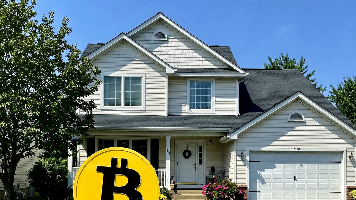 Piața imobiliară din România, „inundată” de Bitcoini. Ce proprietăți pot fi cumpărate cu criptomonede pe platformele online