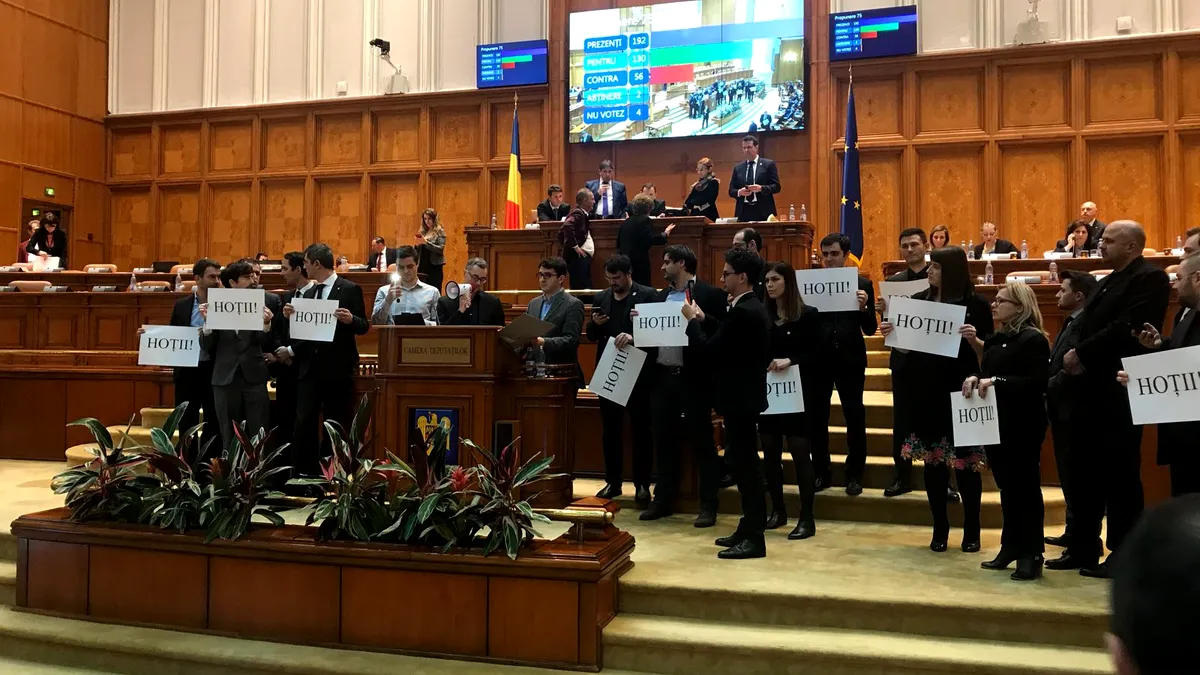 FOTO Parlamentar sărac, parlamentar bogat. ”Extremele bunăstării” din Parlamentul României