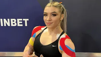 Performanță extraordinară pentru Mihaela Cambei. A cucerit trei medalii de aur la Europenele de haltere de la Chișinău