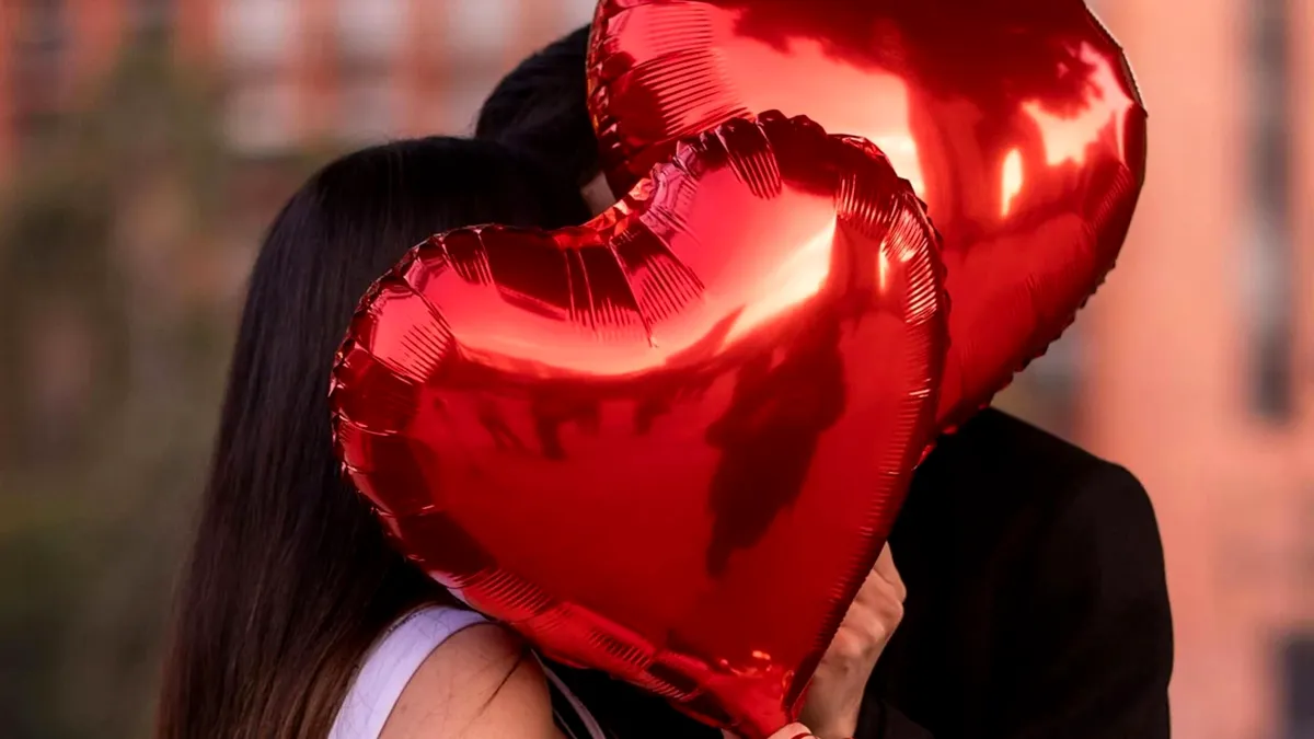 Valentine’s Day 2026: ce aleg tinerii din București și cât cheltuiesc pentru romantism