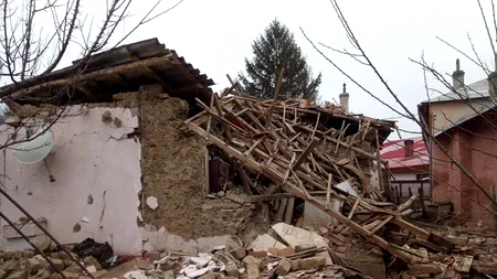 Explozie la o locuință din Teleorman: Au fost înregistrare două victime FOTO