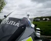 Un motociclist a supravieţuit după ce a fost lovit de fulger