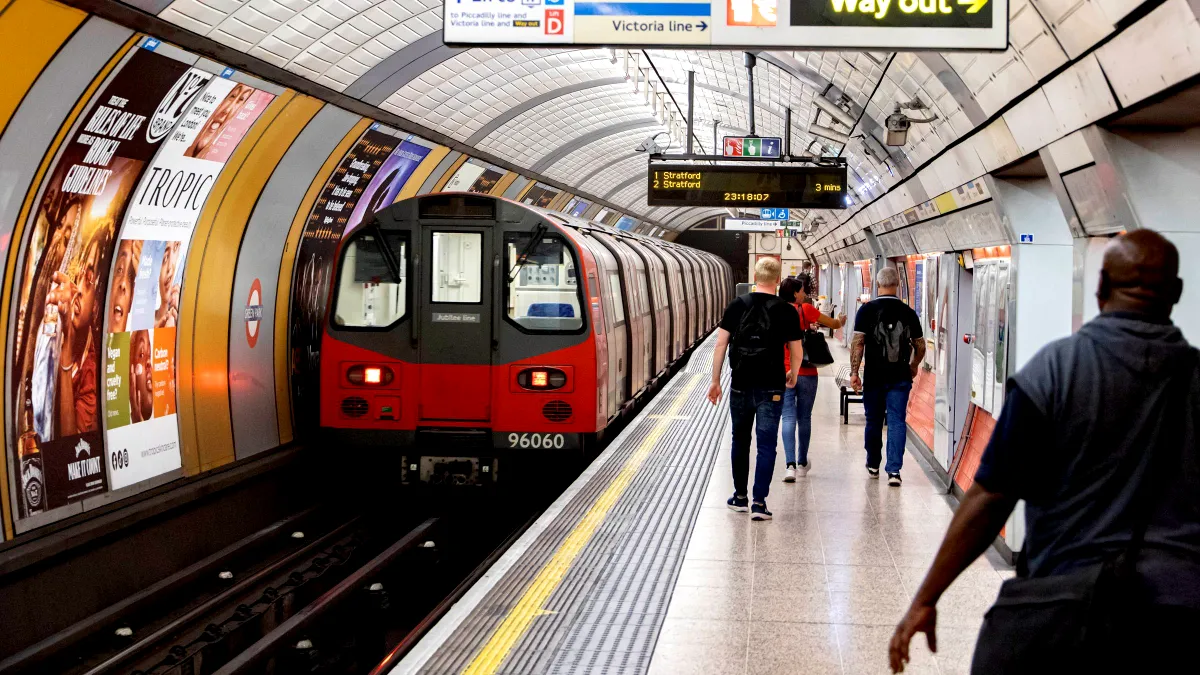 Metroul din Londra, paralizat de o pană de curent