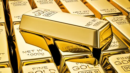 Aurul atinge un nou nivel record. Preţul a crescut vineri la 364,51 lei gramul. Dolarul, 4 zile de creşteri faţă de leu