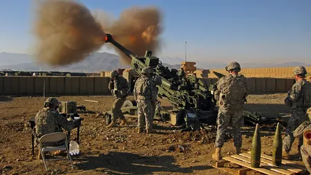 Patru transporturi cu arme americane au ajuns la frontierele Ucrainei. Unde vor fi instruiți militarii