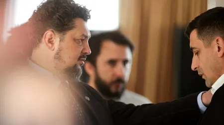 „Execuții” politice în AUR. Târziu lovește cu precizie: „Simion să nu mai candideze”