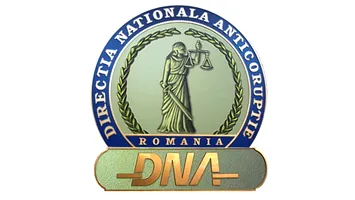 Șpagă mascată în ghiozdanul copilului: mită de 15.000 de euro