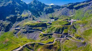 Transfăgărășan va fi deschis mai repede în acest an. Când vor putea circula șoferii pe spectaculosul tronson