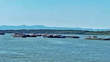 Ucrainenii anunță și se plâng că România va restricționa transportul pe canalul Sulina