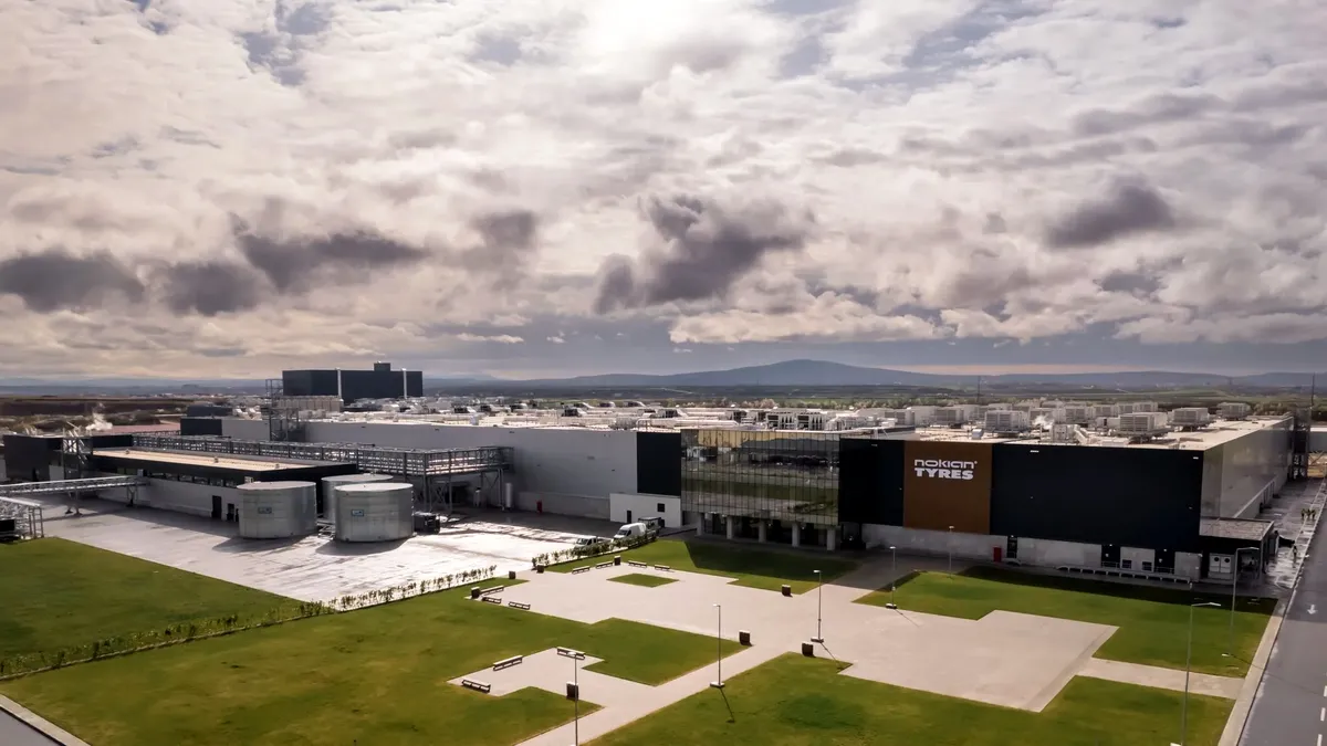 Record mondial stabilit în România. Uzina care produce anvelope fără nicio urmă de dioxid de carbon