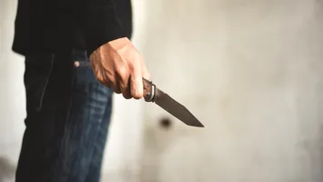 Concubini înjunghiați în gât la Eforie Nord