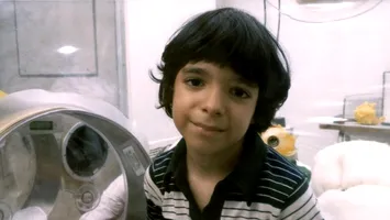 Povestea tragică a lui David Vetter, băiatul care și-a trăit întreaga viață într-un balon