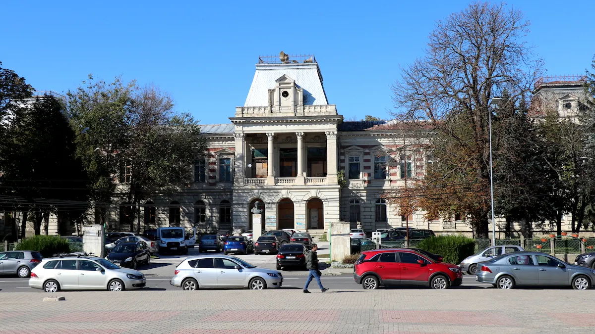 Prefectura Călărași spartă în ziua liberă de 1 mai