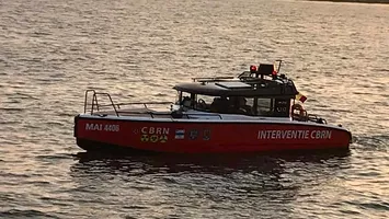 Accident naval pe Dunăre. Nouă persoane s-au ales cu o baie nedorită