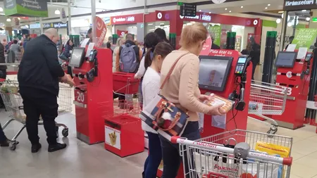 Câți bani a câștigat angajata umilită de un mare retailer, după ce l-a dat în judecată