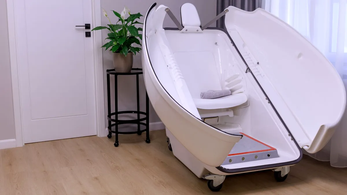 Servicii medicale, dar experienţă de spa. Noul drum al unor specialişti în consultanţă şi e-commerce