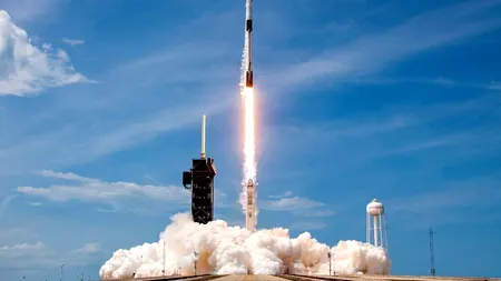 Elon Musk și SpaceX au stabilit un nou record mondial. Racheta Falcon 9 a dus 143 de sateliți în spațiu
