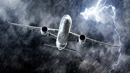 Avion cu destinația București, afectat de turbulențe: 3 însoțitoare de bord au fost rănite
