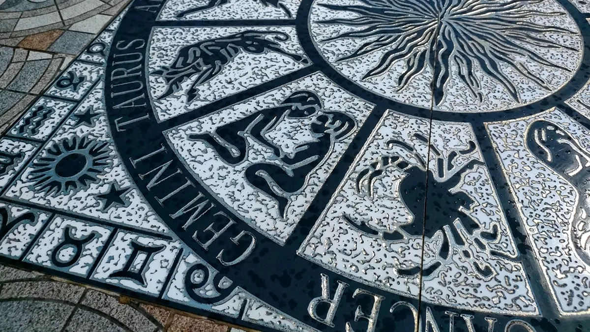 Horoscopul zilei de duminică, 15 iunie 2025: O zi ideală pentru reflecție și planuri personale