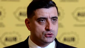 Tatăl lui George Simion are probleme cu legea. Ar fi intrat în casa unei judecătoare și ar fi amenințat-o cu moartea