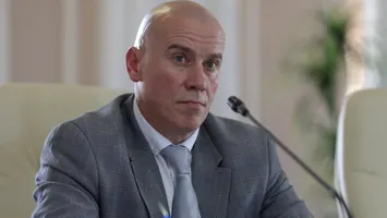 Ministrul UDMR al Culturii, Andras-Istvan Demeter, a devenit, pe ascuns, … bunic