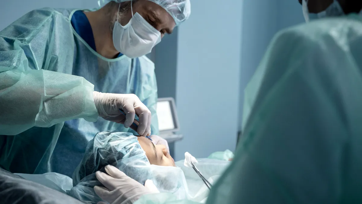 Premieră mondială: o cornee tipărită 3D din celule umane a redat vederea unei paciente oarbe