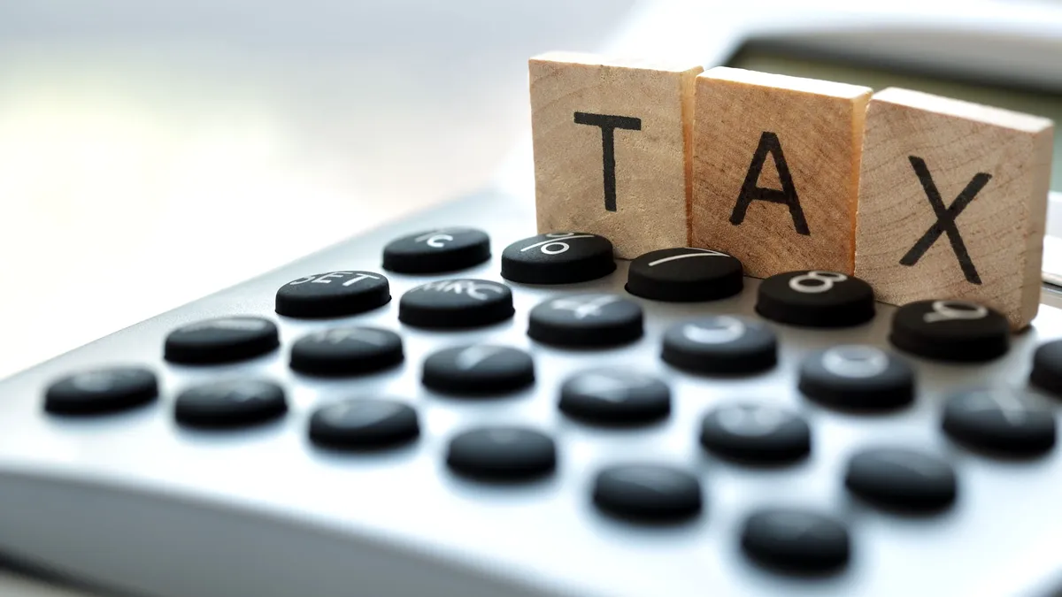 Tensiuni în coaliție pe tema taxelor locale. UDMR solicită revenirea asupra ordonanței