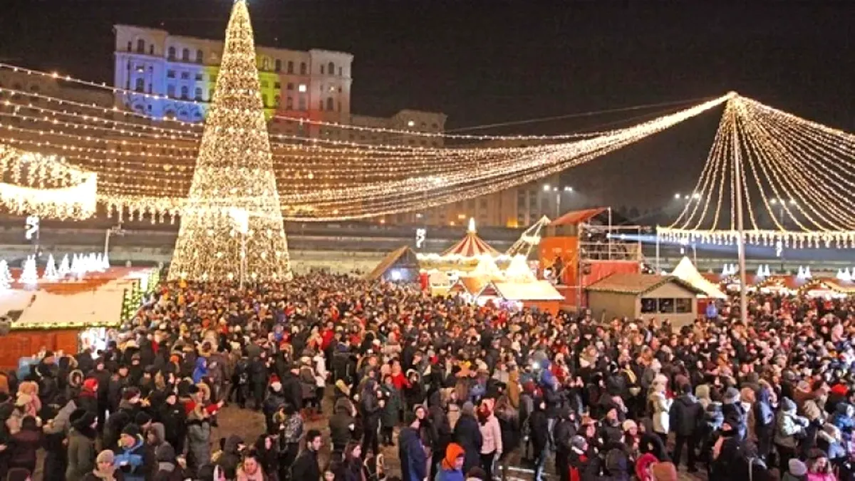 Bătaie între părinți la Târgul de Crăciun din Piaţa Constituţiei