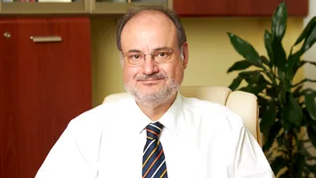 Premieră medicală în România. Prof. univ. Horațiu Moldovan de la Spitalul de Urgență Floreasca a salvat inima unui pacient printr-o procedură unică în Europa Centrală și de Est