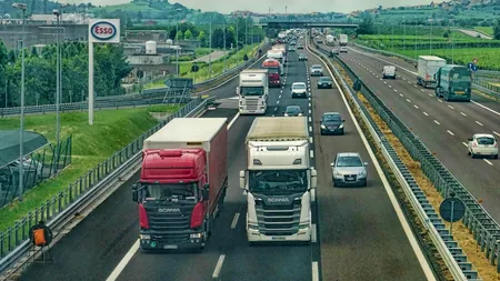 Un român a primit 10 ani de închisoare şi cea mai mare amendă dată vreodată unui șofer de camion: peste 25 de milioane de euro