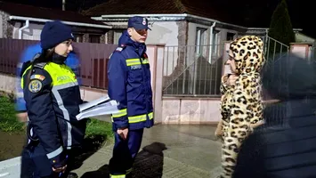 Inundațiile amenință două comune din Vrancea. Peste 160 de oameni au refuzat evacuarea