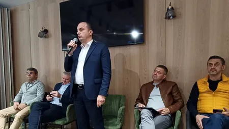 Preşedintele ANL, Emanuel Oproiu, și Mario De Mezzo - candidaţii PNL la Olt